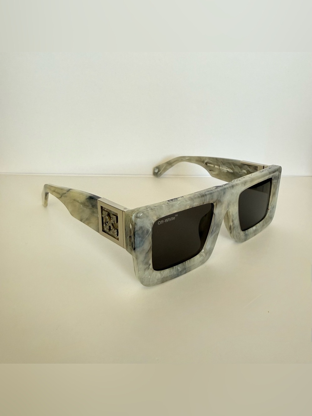 NEW!!! Off-White unisex sunglasses OERI060 0807 Authentic
